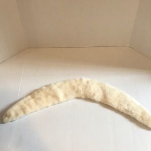 Vintage Cream Fur Collar